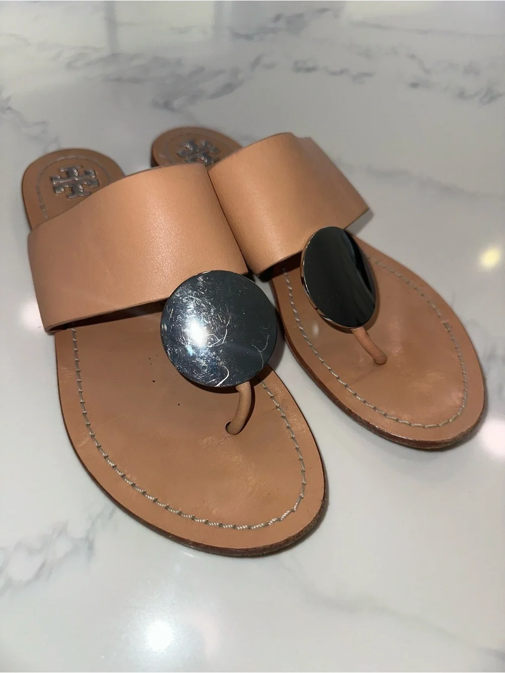 TORY BURCH SIZE 8~SILVER DISK PATOS SANDALS~NATURAL VACHETTA NUDE LEATHER~FLATS